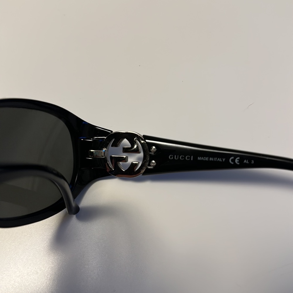 Gucci sunglasses - Picture 8 of 12